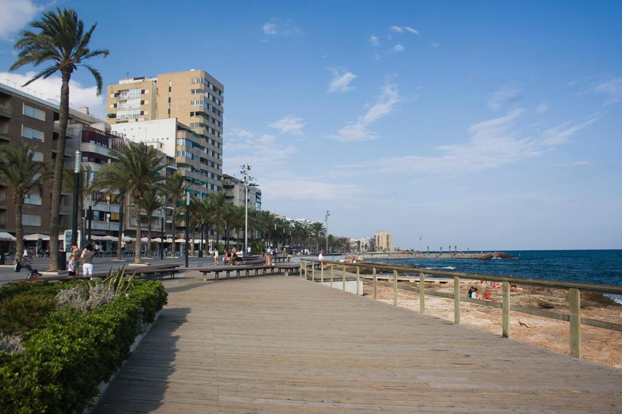 Homely Apartments Calle Apolo Torrevieja Exterior photo